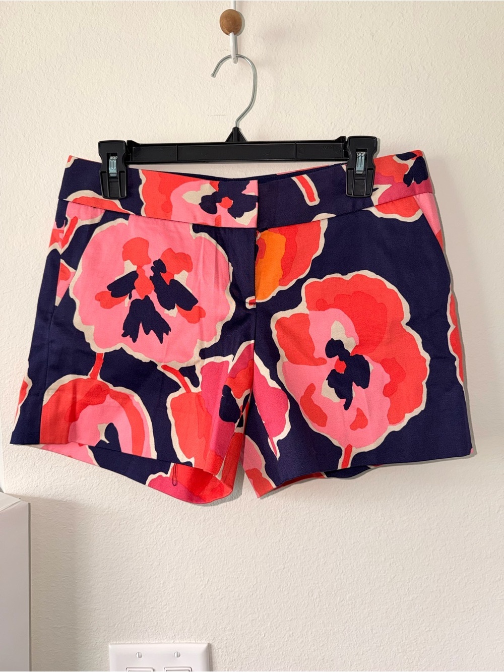 🌺 The Limited Drew Fit Floral Shorts | Navy Pink Coral Print | NWOT